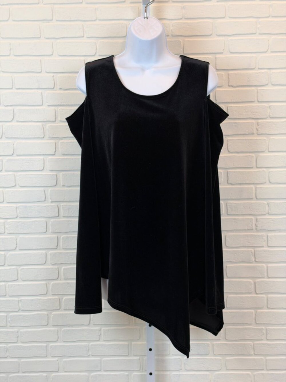 Karen Kane Velvet Cold-Shoulder Tank Black Asymmetric XL